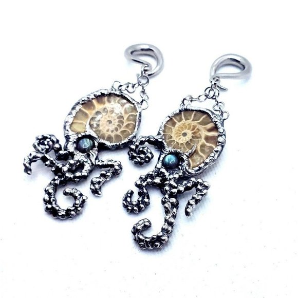 Ammonite and Labradorite Tentacle Ear Weights - Handmade earrings stretched ears - Picture 6 of 12